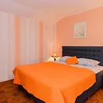 Villa Vakare *