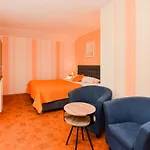 Villa Vakare