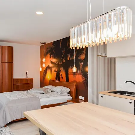 Vakare Παλάγκα